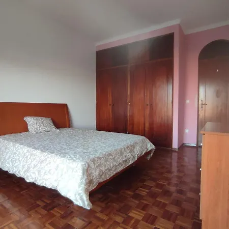 Lisbon Pope Travel Apartament *
